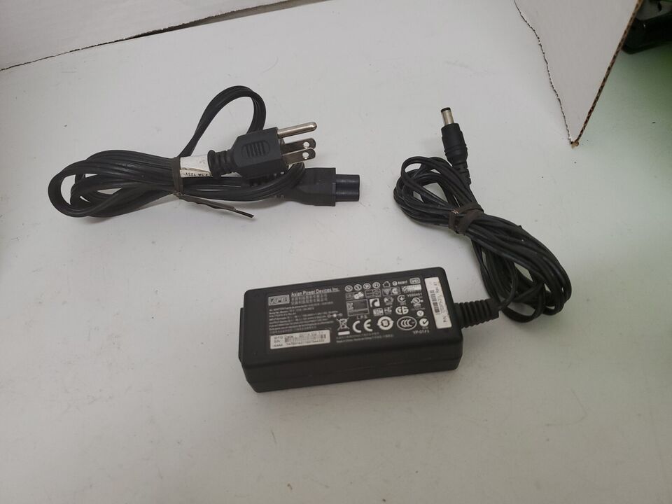 *Brand NEW*Genuine APD 12V 2.5A AC Adapter DA-30C01w-PC Power Supply